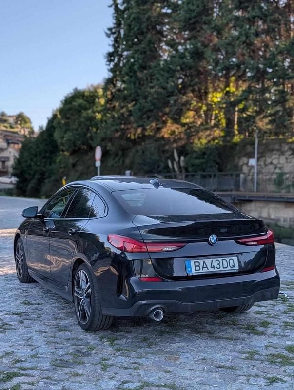 Preto Usado 2023 BMW 216 Sedan | € 31.500 (Preço justo) - Imagem 1/4