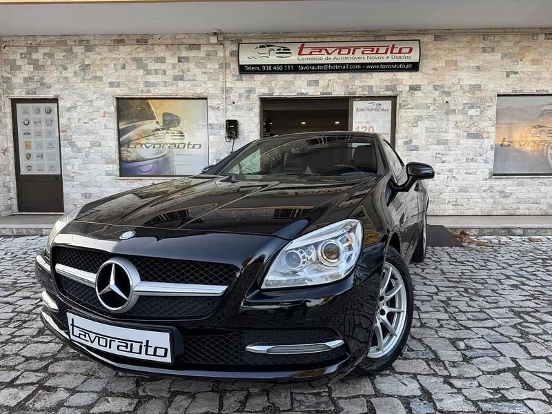 Preto Usado 2013 Mercedes SLK200 Cabrios | € 21.500 - Imagem 1/4