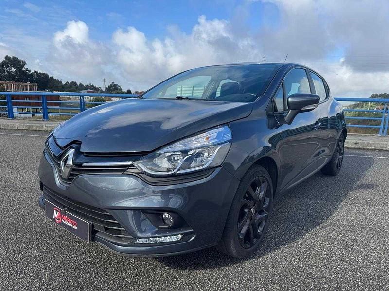 Cinzento Usado 2019 Renault Clio IV | € 10.490 (Bom preço) - Imagem 1/4