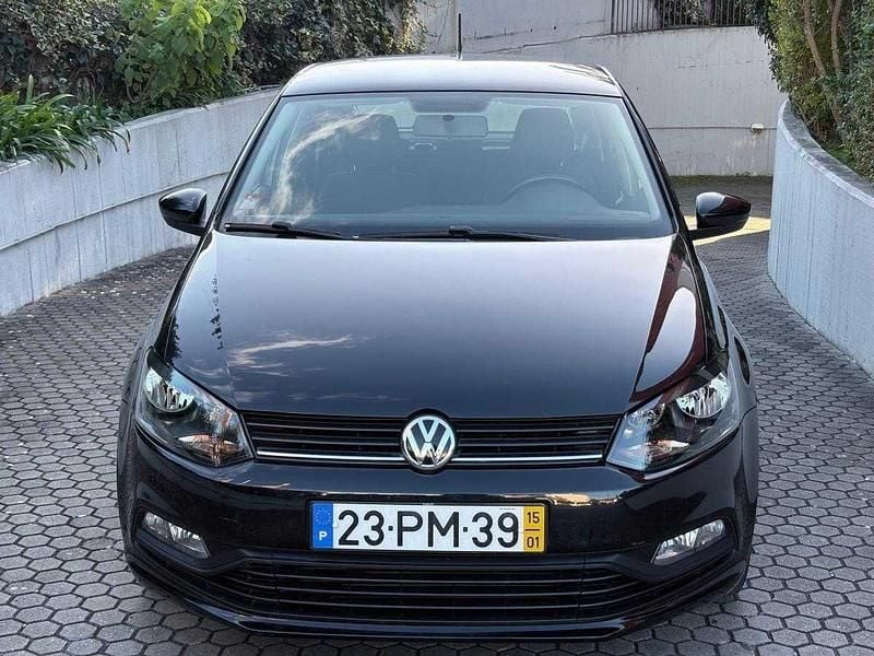 Usado VW Polo Trendline 75 HP (55 kW) 2015 Preto Citadino