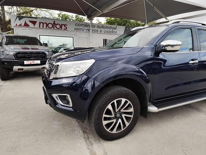 Azul Usado 2019 Nissan Navara N-Guard Pickup | € 38.950 - Imagem 1/4