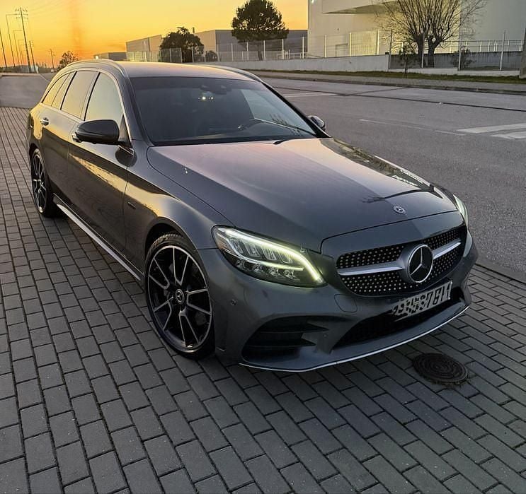 Usado Mercedes C300e AMG 306 HP (225 kW) 2020 Sedan