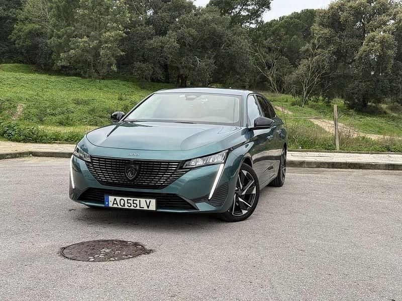 Usado 2022 Peugeot 308 SW Allure Carrinha | € 22.900 (Bom preço) - Imagem 1/4