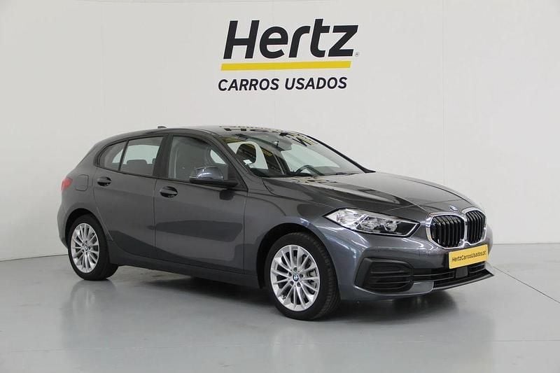 Cinza Usado 2023 BMW 116 Advantage Citadino | € 26.490 (Preço justo) - Imagem 1/4