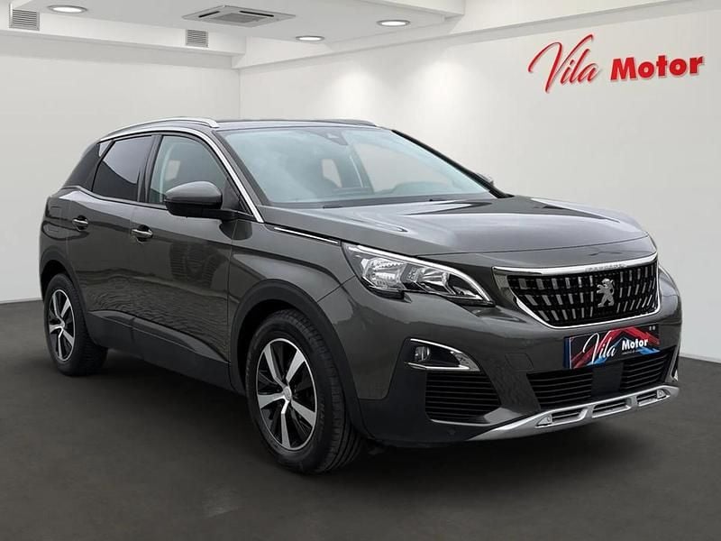 Usado Peugeot 3008 120 HP (88 kW) 2018 Cinzento SUV