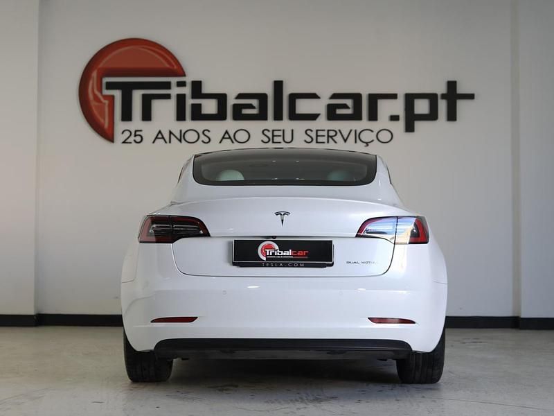 Usado Tesla Model 3 258 kW (351 HP) 2021 Branco Sedan