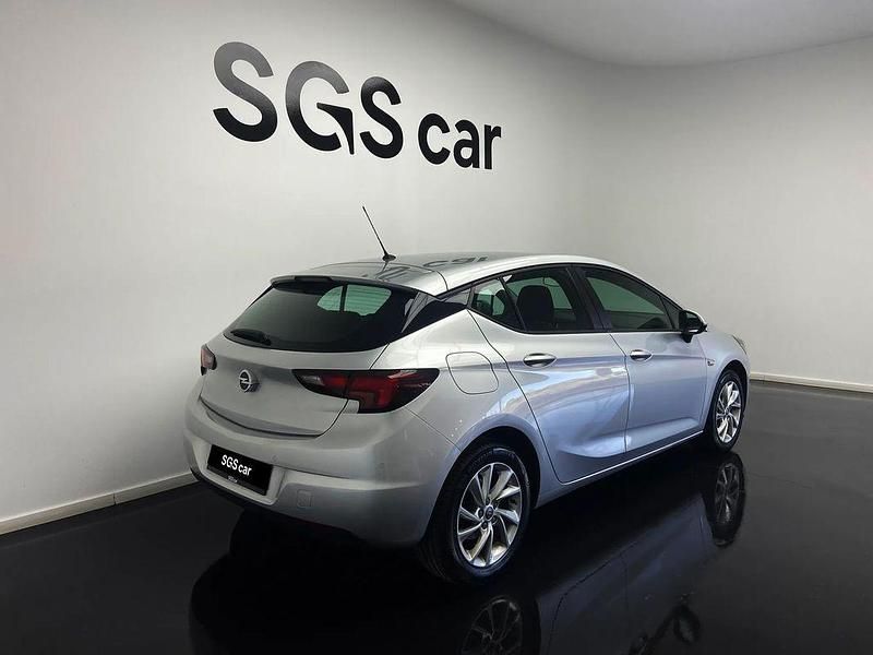 Usado Opel Astra Dynamic 105 HP (77 kW) 2019 Outro