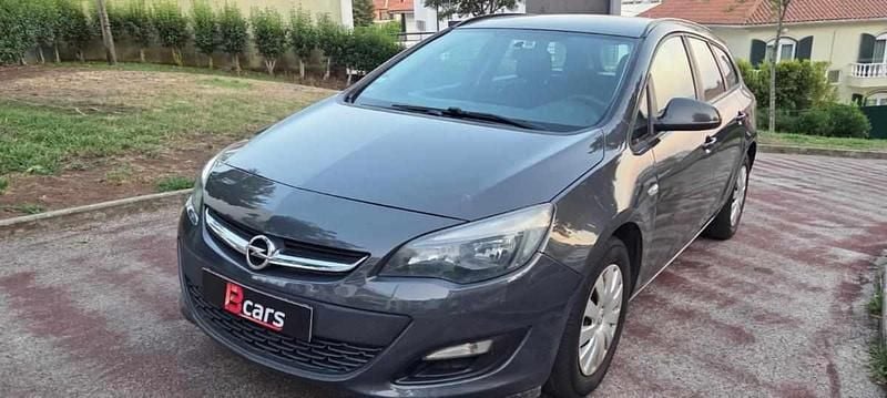 Cinzento Usado 2013 Opel Astra Sport Carrinha | € 6.600 (Preço justo) - Imagem 1/4