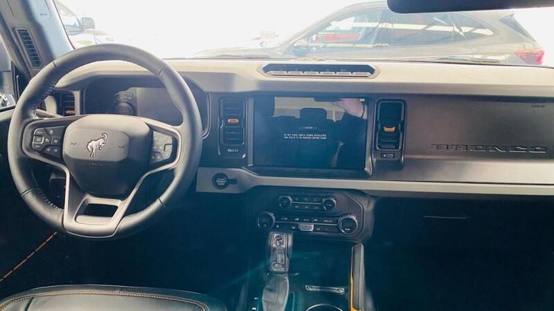 Novo Ford Bronco 335 HP (246 kW) 2025 Cinza SUV