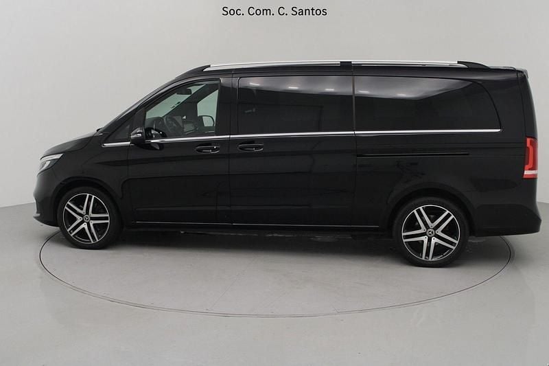 Usado Mercedes V250 Avantgarde 190 HP (139 kW) 2022 Preto Monovolume