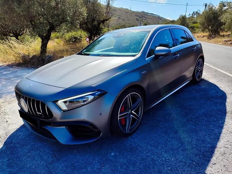 Cinza escuro Usado 2020 Mercedes A45 AMG AMG Sedan | € 52.000 - Imagem 1/4