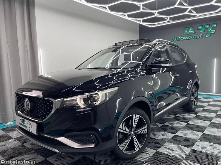 Preto Usado 2020 MG ZS Luxury Sedan | € 14.499 (Bom preço) - Imagem 1/1