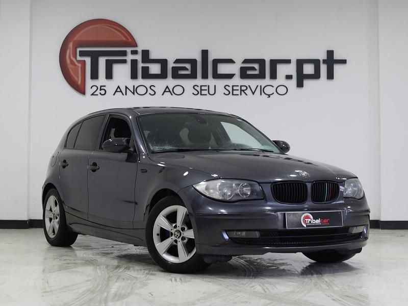 Cinza Usado 2007 BMW 118 Citadino | € 9.750 (Preço justo) - Imagem 1/4