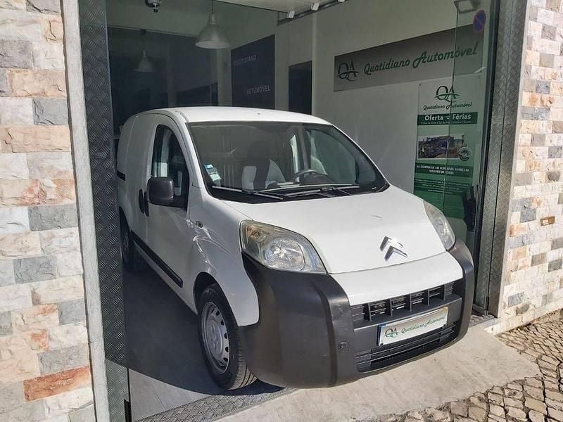 Branco Usado 2014 Citroën Nemo Monovolume | € 6.950 - Imagem 1/4