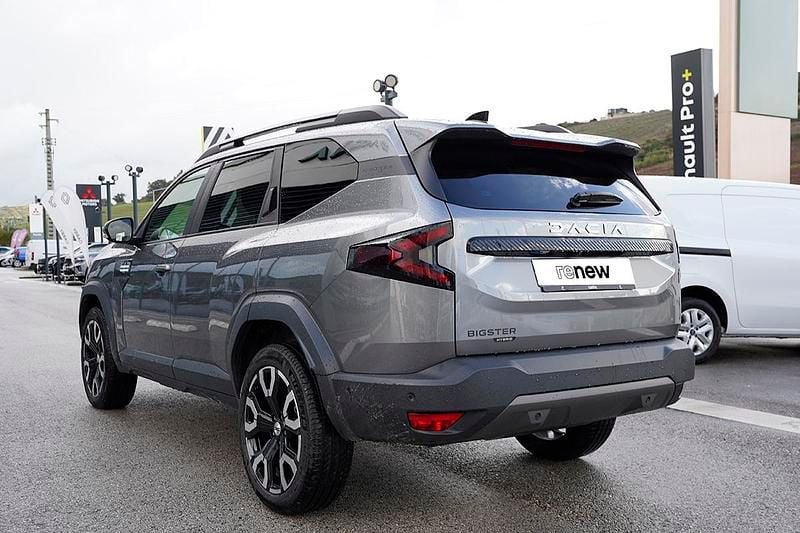 Usado Dacia Bigster Journey 109 HP (80 kW) 2025 Cinzento SUV