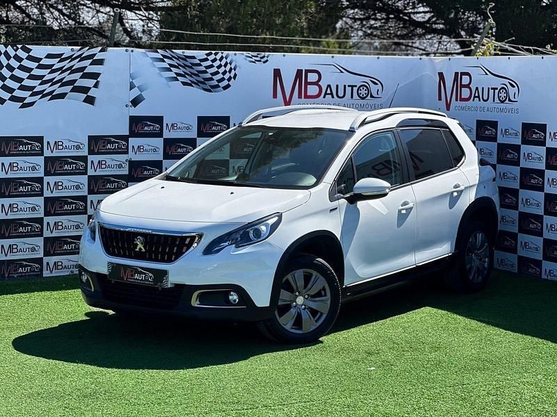 Branco Usado 2019 Peugeot 2008 Signature Sky SUV | € 16.900 (Preço justo) - Imagem 1/4