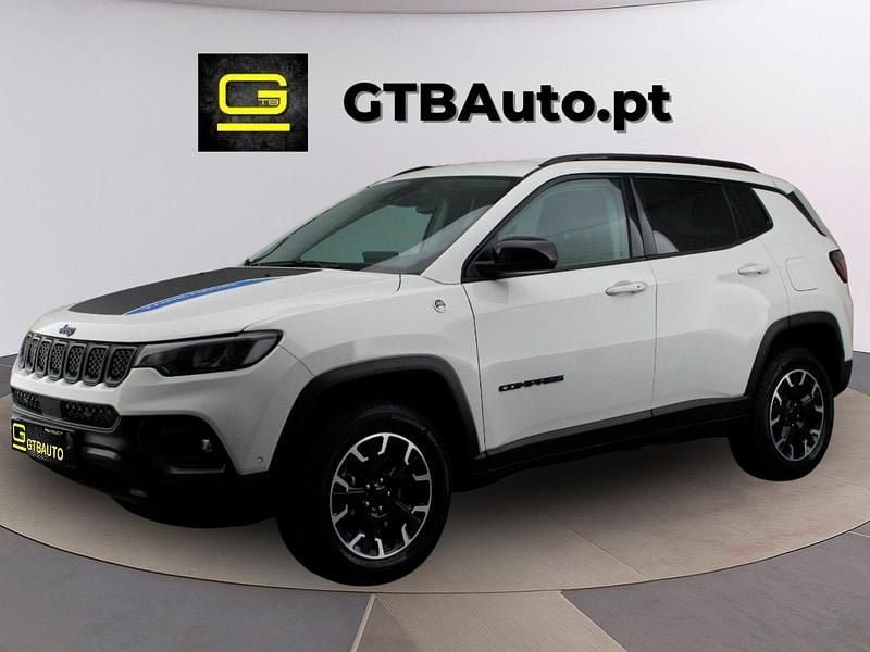 Branco Usado 2022 Jeep Compass Trailhawk SUV | € 26.999 (Preço elevado) - Imagem 1/4