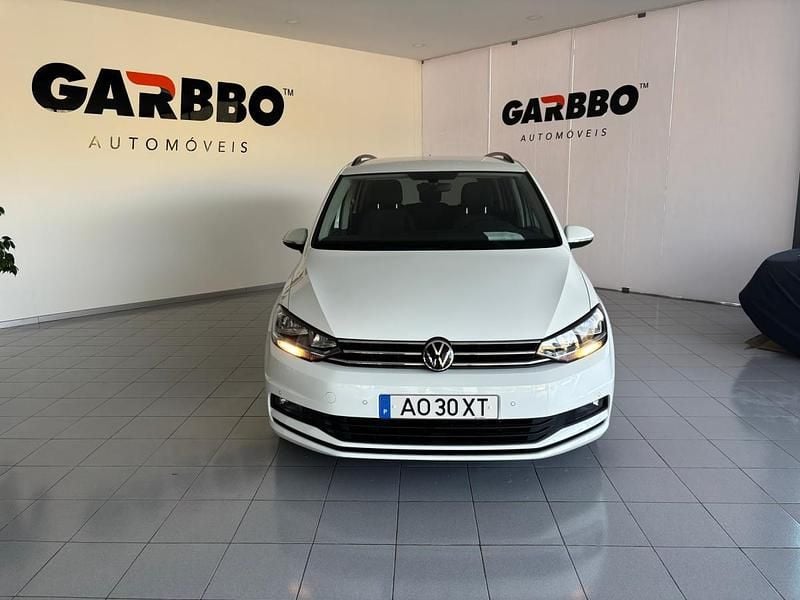 Usado VW Touran 122 HP (89 kW) 2022 Branco Monovolume