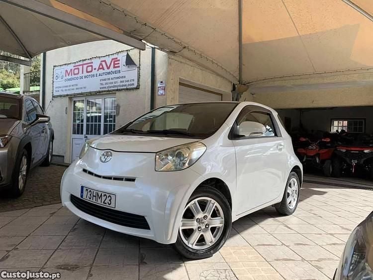 Branco Usado 2009 Toyota iQ Citadino | € 7.500 (Preço justo) - Imagem 1/1