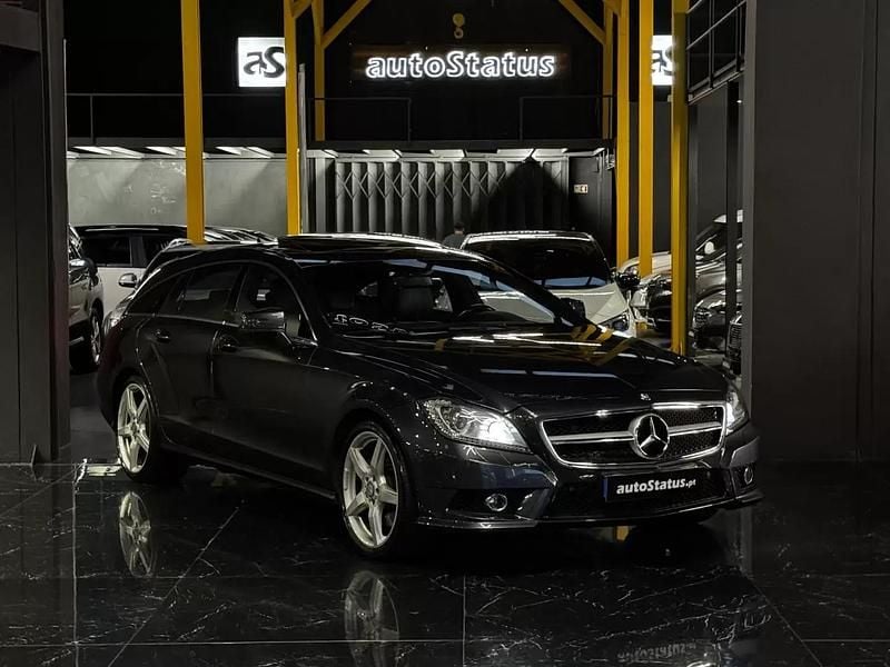 Cinza Usado 2013 Mercedes CLS350 Carrinha | € 21.990 - Imagem 1/4