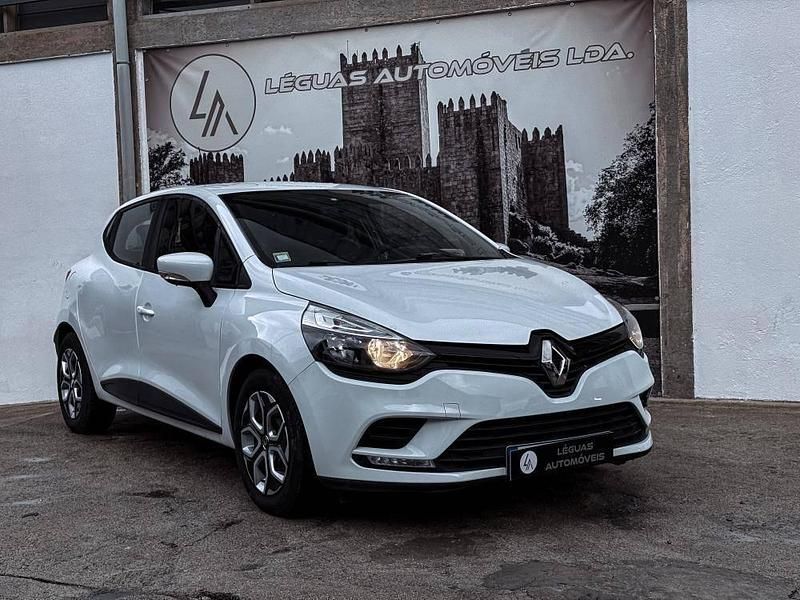 Usado Renault Clio IV 75 HP (55 kW) 2017 Branco
