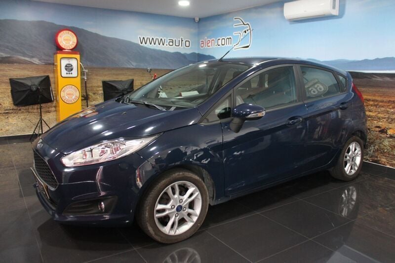 Azul Usado 2016 Ford Fiesta Titanium Citadino | € 9.990 (Super Preço) - Imagem 1/4