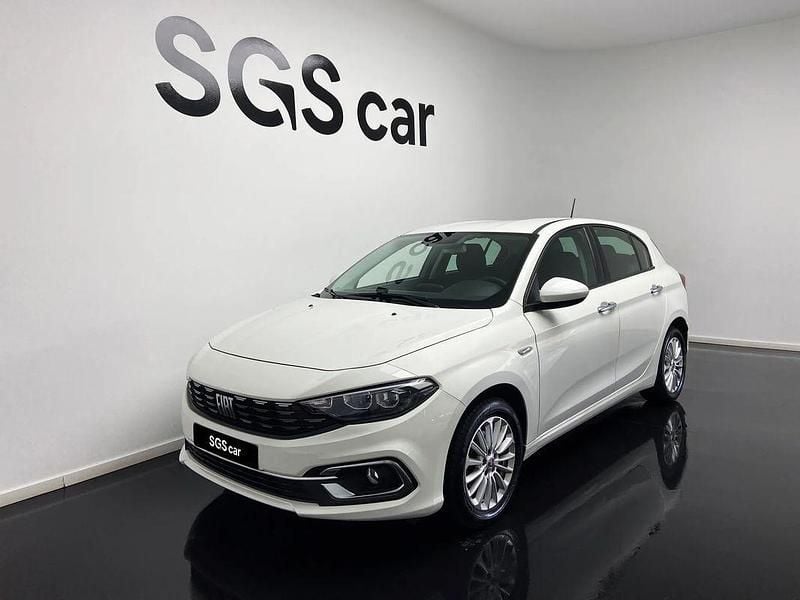 Branco Usado 2022 Fiat Tipo City Life Sedan | € 15.500 (Preço justo) - Imagem 1/4