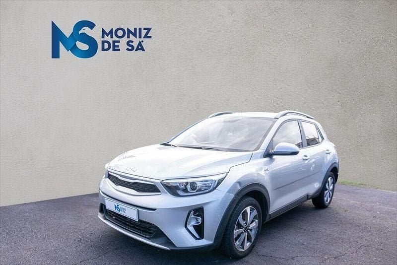 Cinza Usado 2024 Kia Stonic SUV | € 18.500 (Preço justo) - Imagem 1/4