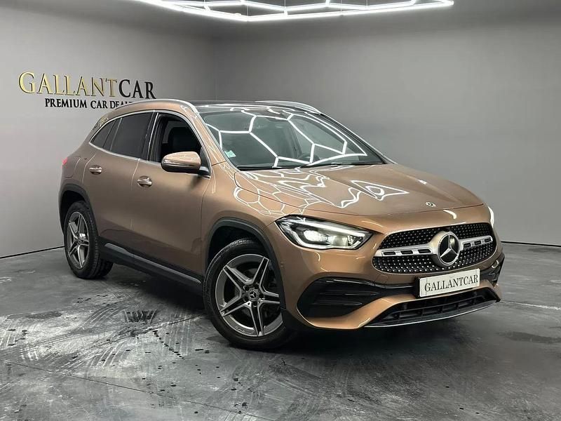 Usado Mercedes GLA250 AMG line 218 HP (160 kW) 2022 Castanho SUV