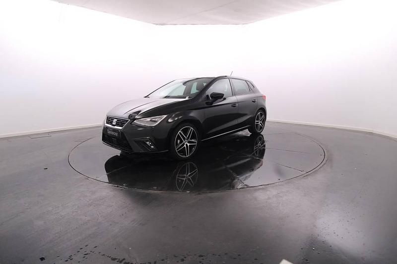Preto Usado 2023 Seat Ibiza | € 19.950 (Caro) - Imagem 1/4