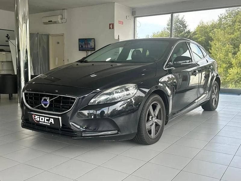 Usado Volvo V40 CC 115 HP (84 kW) 2013 Preto Carrinha
