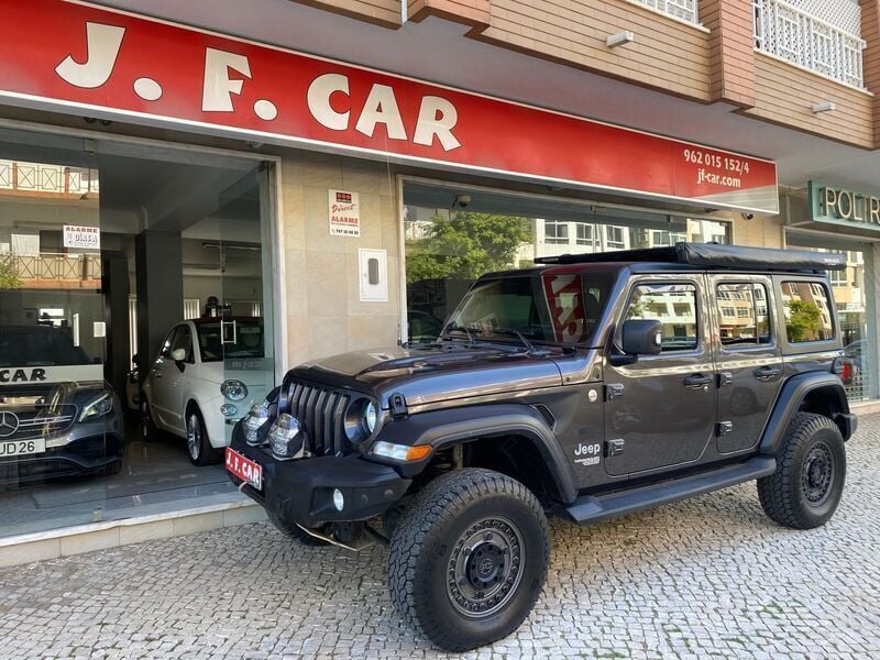 Cinza Usado 2021 Jeep Wrangler Sport SUV | € 62.900 - Imagem 1/4