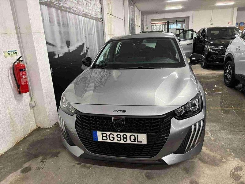 Usado Peugeot 208 Active 75 HP (55 kW) 2024 Cinza Citadino