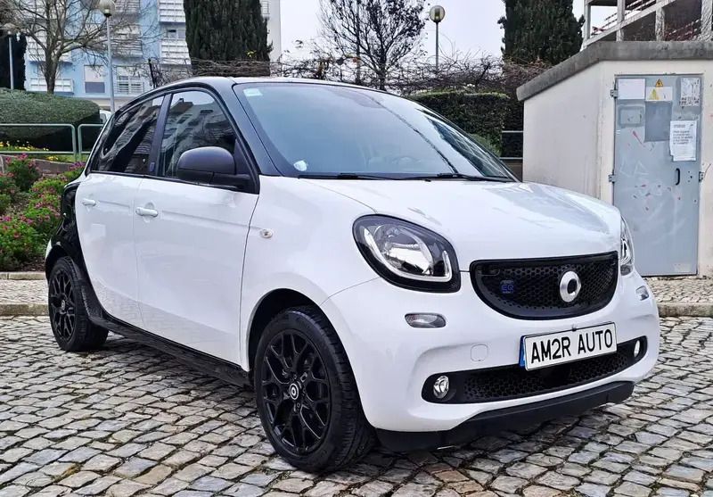Branco Usado 2019 Smart ForFour Electric Drive | € 10.500 (Bom preço) - Imagem 1/4