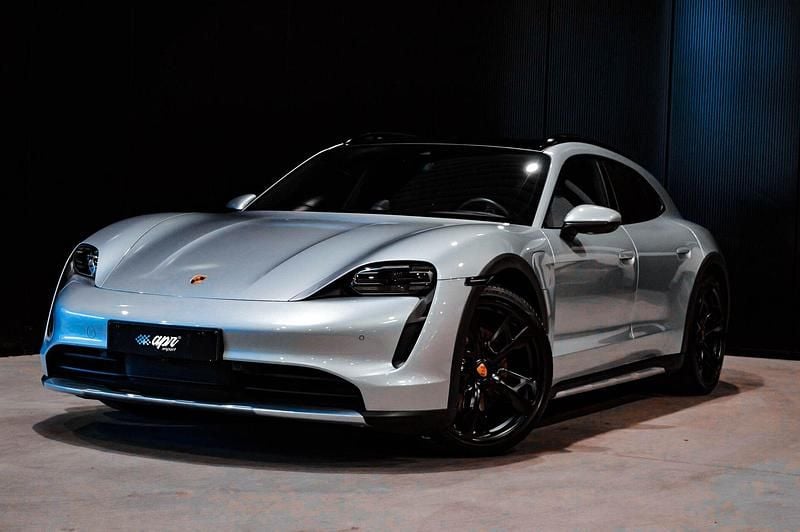 Usado Porsche Taycan 350 kW (476 HP) 2022 Cinza Sedan