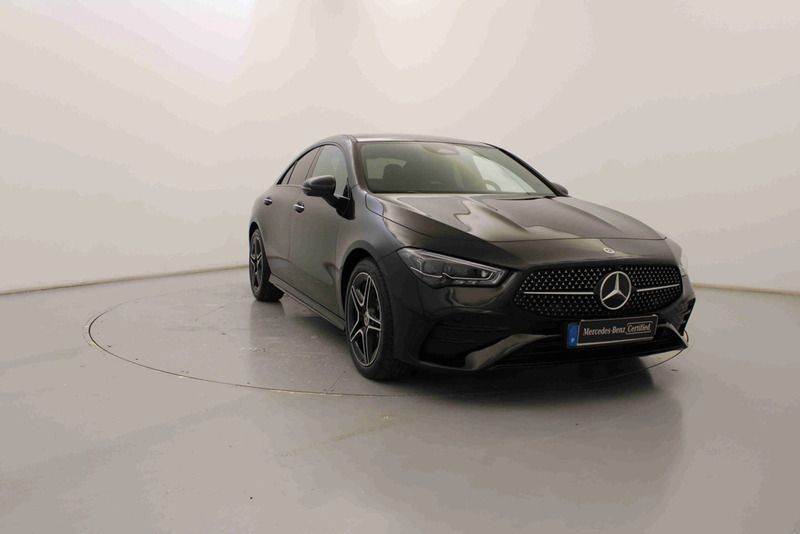 Preto Usado 2025 Mercedes CLA220 Sedan | € 59.990 - Imagem 1/4