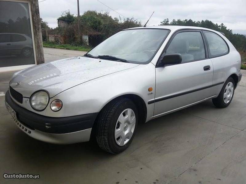 Toyota corolla 98 года