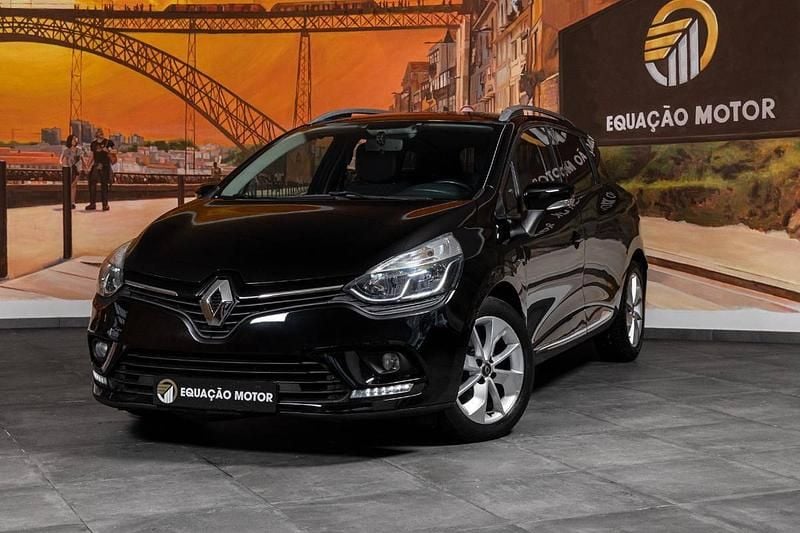 Preto Usado 2019 Renault Clio IV Carrinha | € 12.900 (Preço justo) - Imagem 1/4