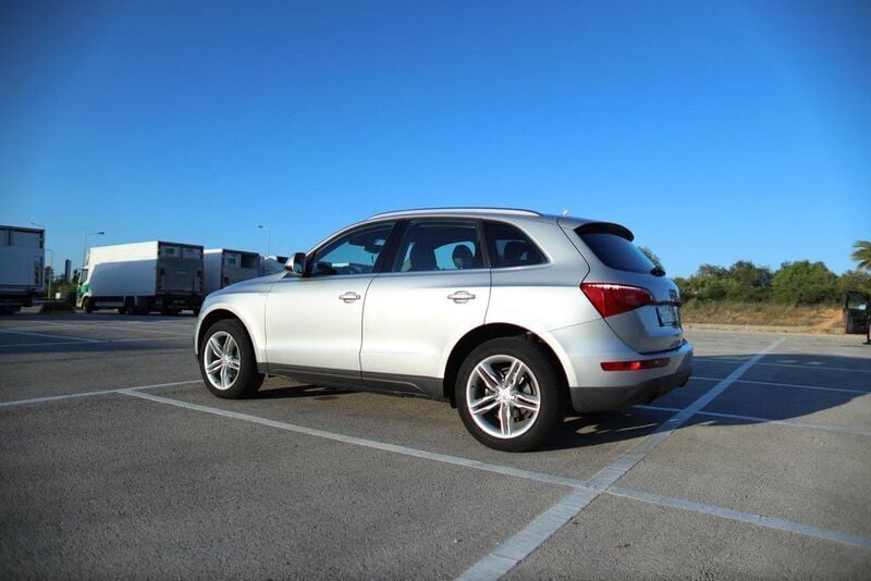 Usado 2011 Audi Q5 Premium SUV | € 12.900 - Imagem 1/4
