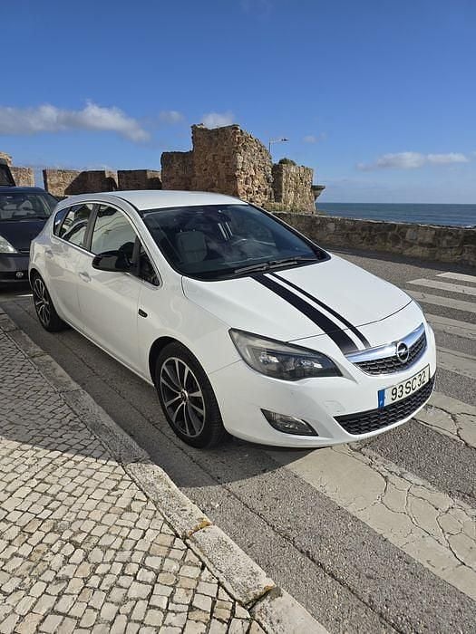 Usado 2011 Opel Astra | € 7.400 (Preço justo) - Imagem 1/4