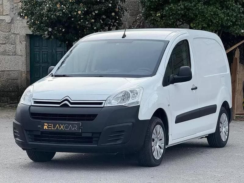 Branco Usado 2018 Citroën Berlingo Business Class Monovolume | € 11.499 (Super Preço) - Imagem 1/4