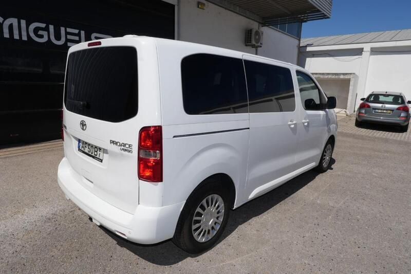 Usado Toyota Proace 120 HP (88 kW) 2021 Branco Monovolume