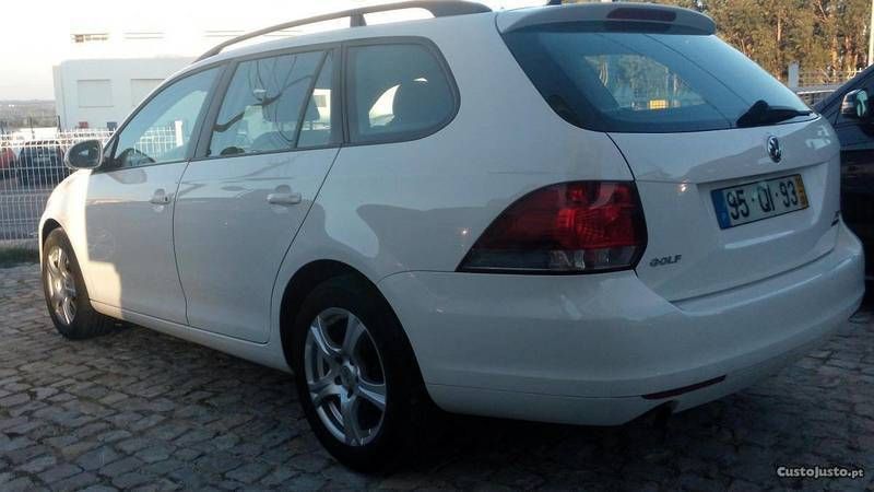 Volkswagen Golf 1.6 TDI 105 CV: prova su strada