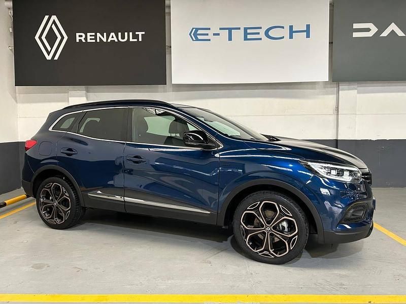 Azul Usado 2021 Renault Kadjar SUV | € 21.490 - Imagem 1/4