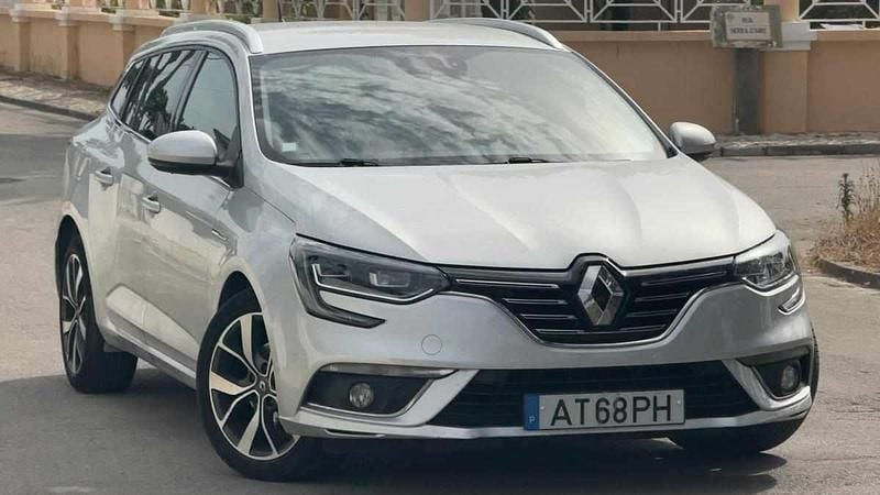 Cinzento Usado 2017 Renault Mégane IV Citadino | € 11.990 (Preço justo) - Imagem 1/4