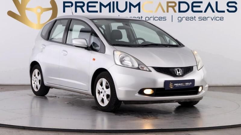 Cinza Usado 2010 Honda Jazz Elegance Citadino | € 6.990 (Preço justo) - Imagem 1/4