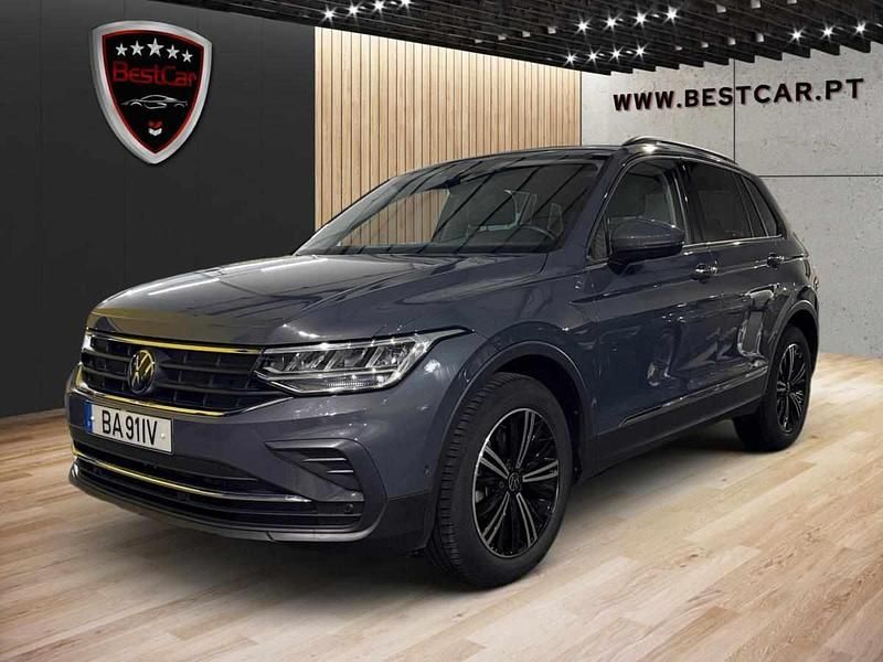 Cinzento Usado 2023 VW Tiguan SUV | € 27.950 (Bom preço) - Imagem 1/4