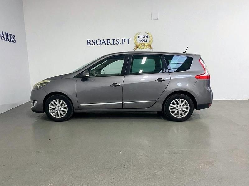 Usado Renault Scénic III Luxe 110 HP (80 kW) 2013 Cinza Monovolume