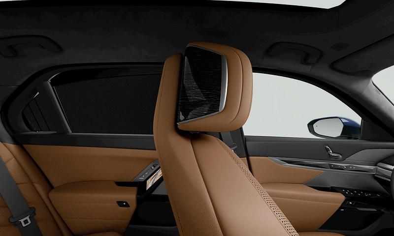 Usado BMW 750e Shadowline 489 HP (359 kW) 2025 Sedan