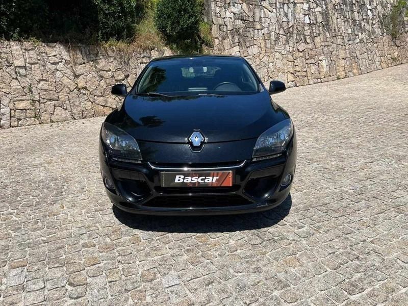 Usado Renault Mégane III 110 HP (80 kW) 2013 Preto Coupé